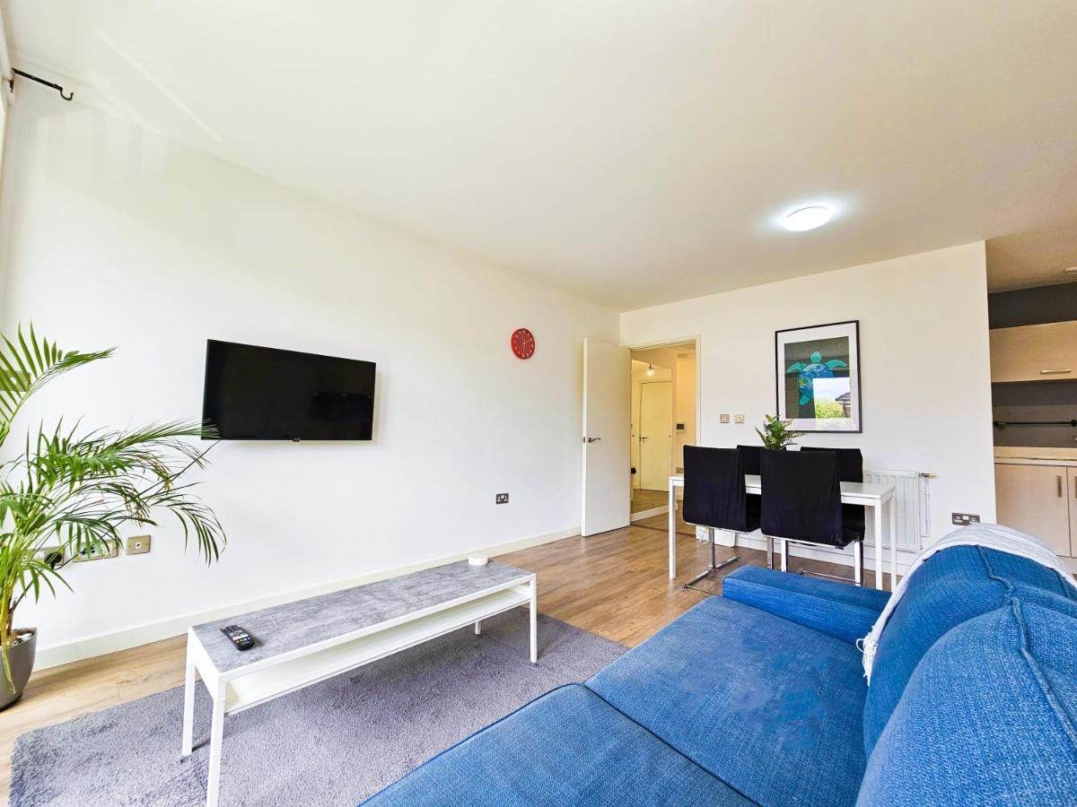 Centrally Located Spacious Flat Near Canary Wharf London Exterior photo